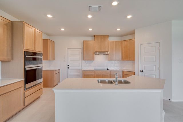 1324 Carriageway DR, Georgetown, TX 78626
