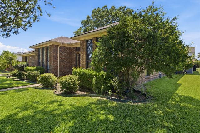 2701 Beau Drive, Mesquite, TX 75181