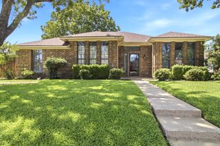 2701 Beau Drive, Mesquite, TX 75181