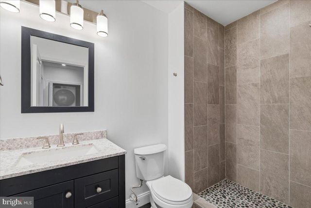 523 OGLETHORPE ST NW, Washington, DC 20011