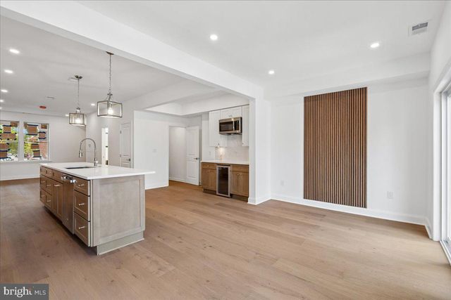 523 OGLETHORPE ST NW, Washington, DC 20011