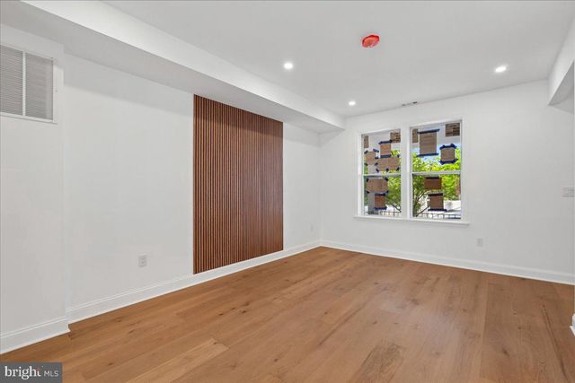 523 OGLETHORPE ST NW, Washington, DC 20011