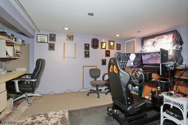 101 7Th Ave, Hawthorne Boro, NJ 07506