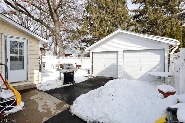 101 7Th Ave, Hawthorne Boro, NJ 07506