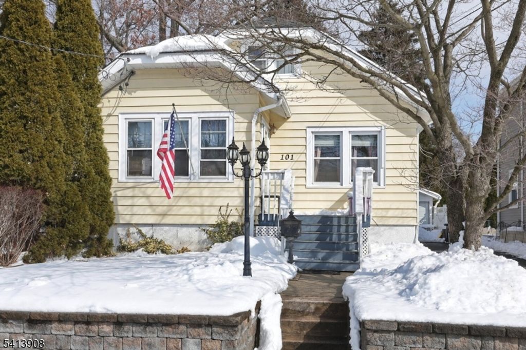 101 7Th Ave, Hawthorne Boro, NJ 07506