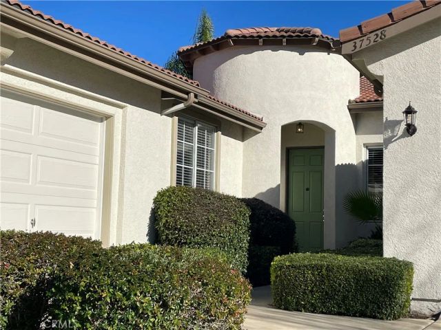 37528 Windsor Court, Murrieta, CA 92562