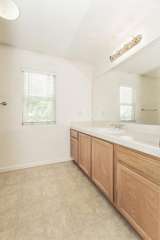 1948 Austin Avenue, Clovis, CA 93611
