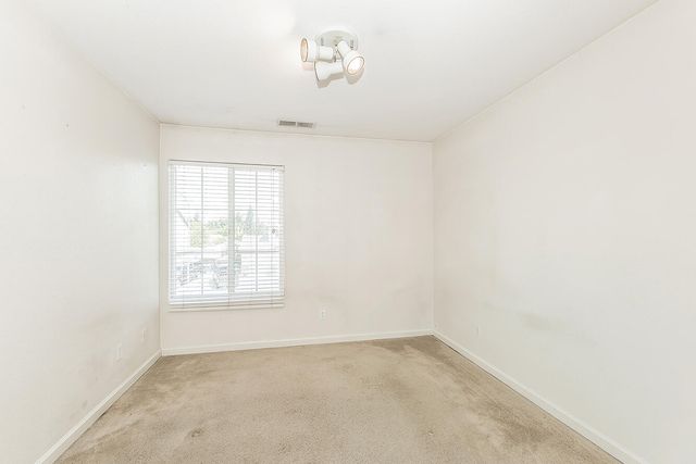 1948 Austin Avenue, Clovis, CA 93611