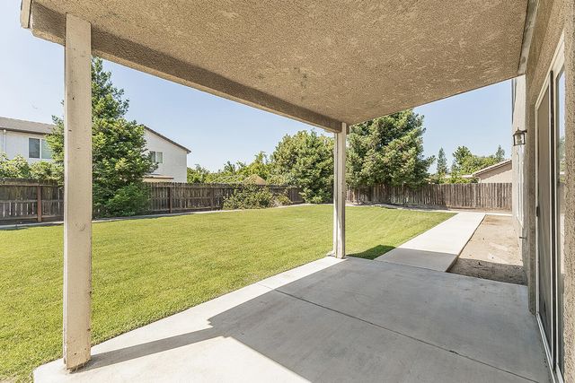 1948 Austin Avenue, Clovis, CA 93611