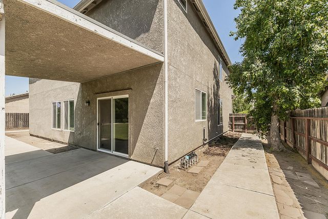 1948 Austin Avenue, Clovis, CA 93611