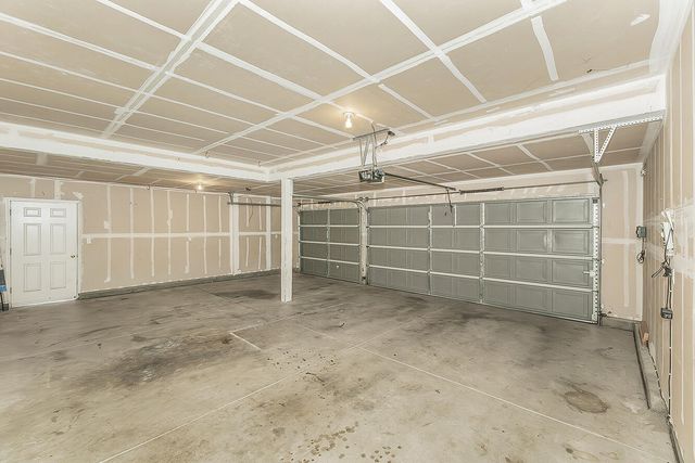 1948 Austin Avenue, Clovis, CA 93611