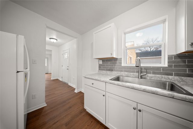 708 N 5th Avenue, Marshalltown, IA 50158