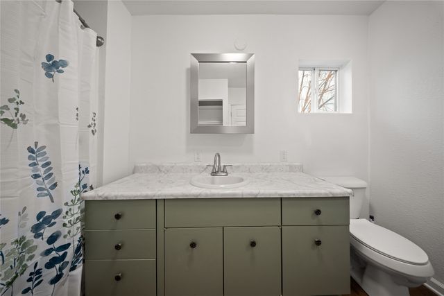 708 N 5th Avenue, Marshalltown, IA 50158