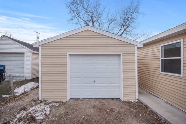 708 N 5th Avenue, Marshalltown, IA 50158