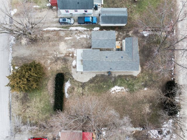 708 N 5th Avenue, Marshalltown, IA 50158