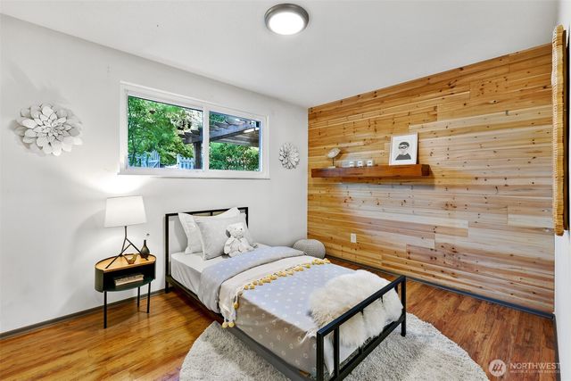 23321 75th Avenue W, Edmonds, WA 98026