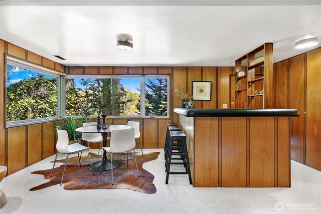 23321 75th Avenue W, Edmonds, WA 98026