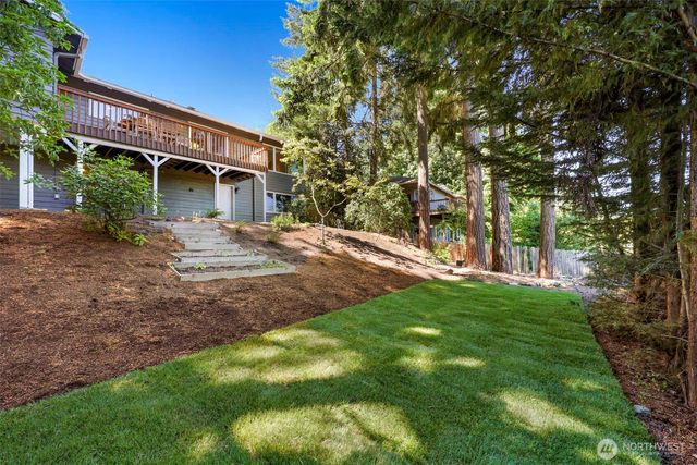 23321 75th Avenue W, Edmonds, WA 98026