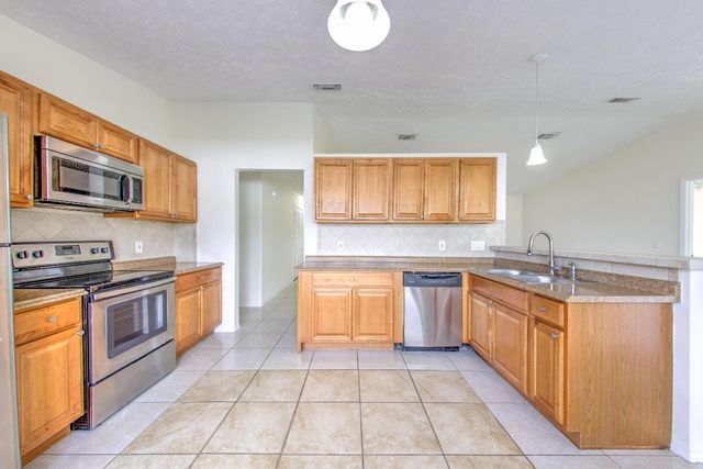 554 NW Twylite Terrace, Port St. Lucie, Port St Lucie, FL 34983