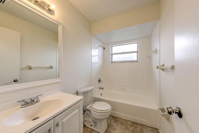 554 NW Twylite Terrace, Port St. Lucie, Port St Lucie, FL 34983