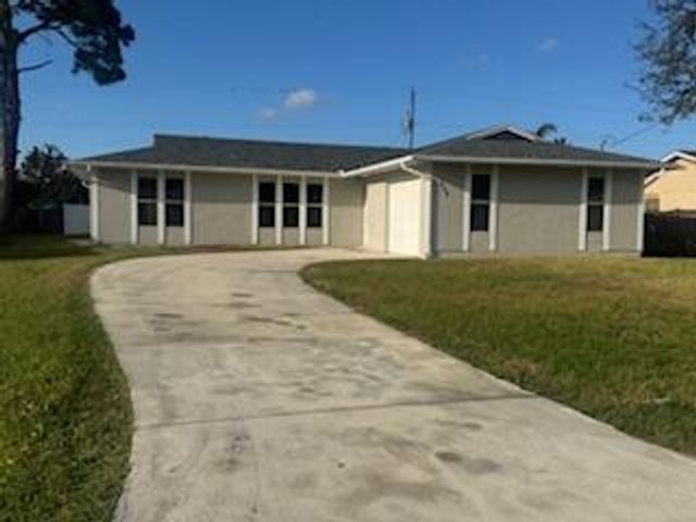 554 NW Twylite Terrace, Port St Lucie, FL 34983