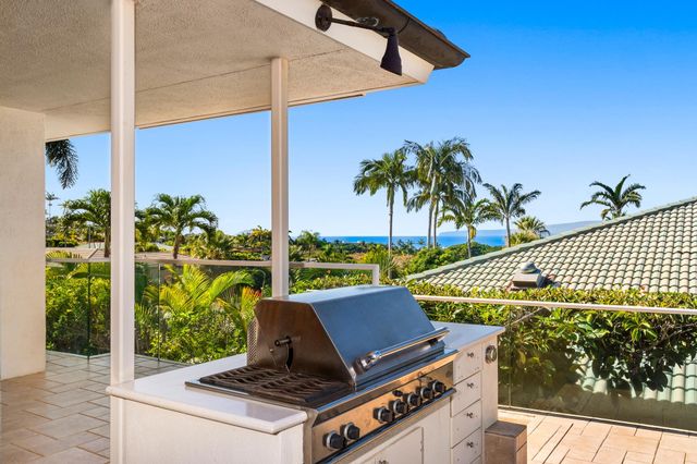 198 Heleuma Pl, Kihei, HI 96793