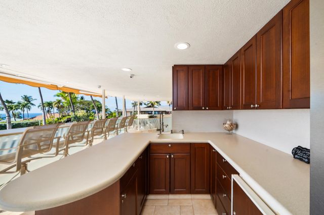 198 Heleuma Pl, Kihei, HI 96793
