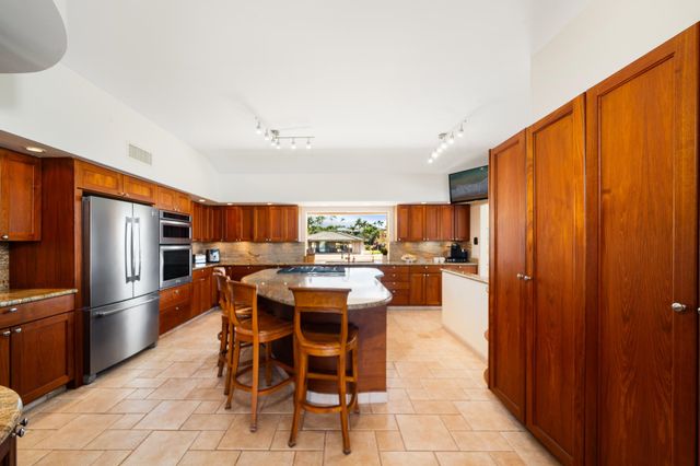 198 Heleuma Pl, Kihei, HI 96793