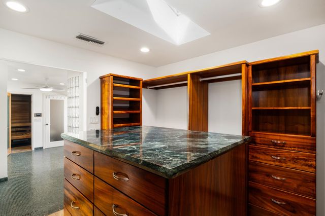 198 Heleuma Pl, Kihei, HI 96793