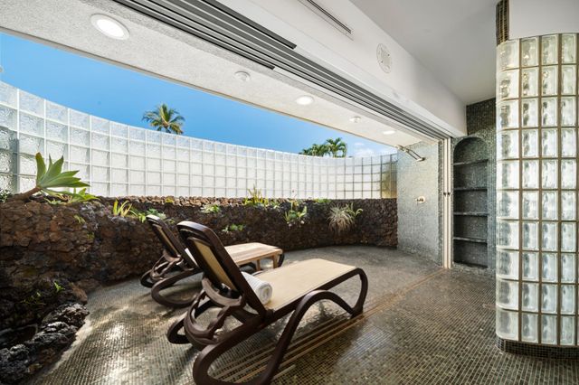 198 Heleuma Pl, Kihei, HI 96793