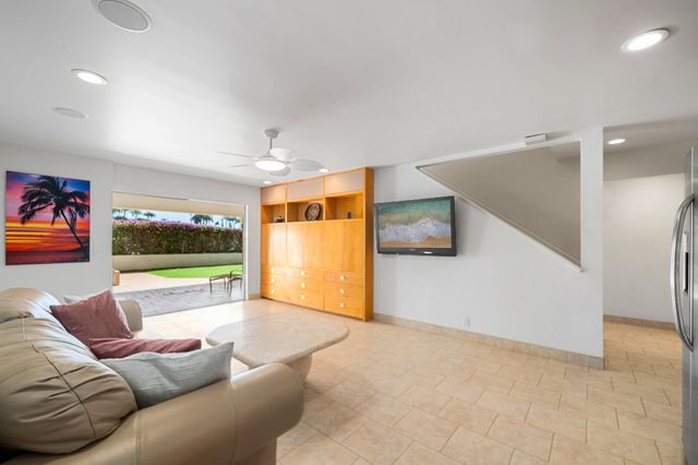 198 Heleuma Pl, Kihei, HI 96793
