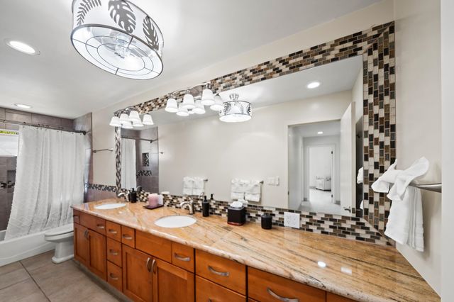 198 Heleuma Pl, Kihei, HI 96793