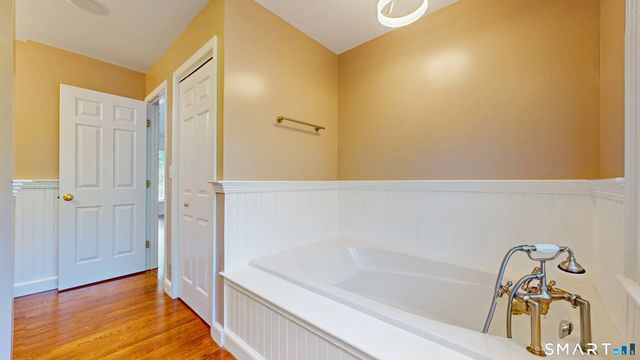 10 Shelter Rock Road, East Haddam, CT 06423