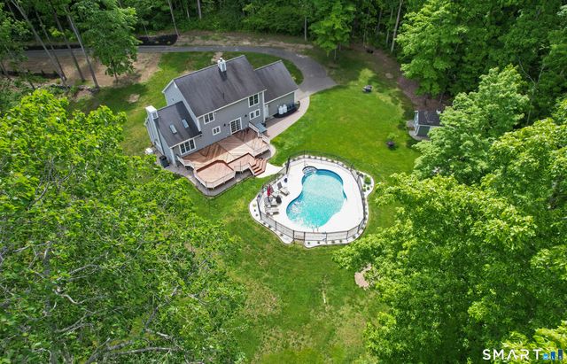 10 Shelter Rock Road, East Haddam, CT 06423