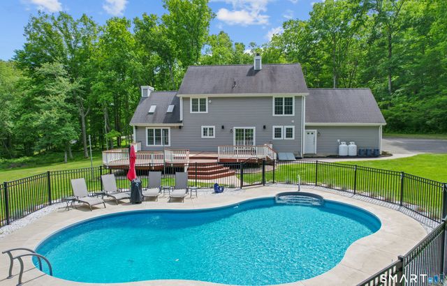10 Shelter Rock Road, East Haddam, CT 06423