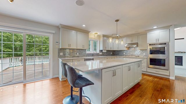 10 Shelter Rock Road, East Haddam, CT 06423