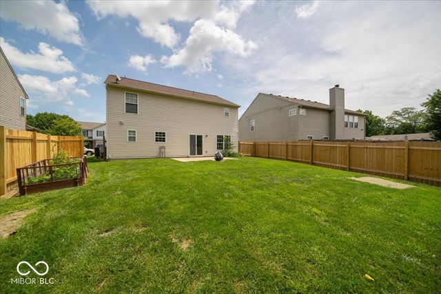 15427 Outside Trail, Noblesville, IN 46060