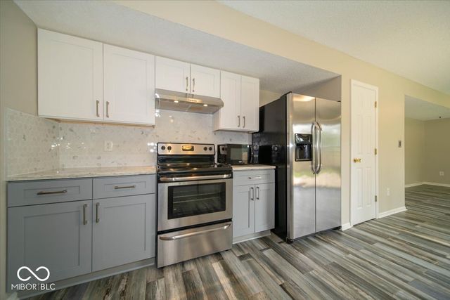 15427 Outside Trail, Noblesville, IN 46060
