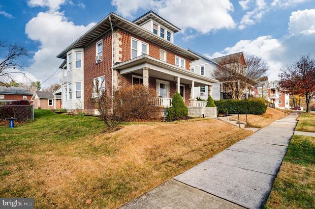 2021 NOBLE ST, Reading, PA 19609