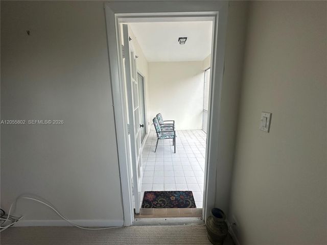 6731 Cypress Road 301, Plantation, FL 33317