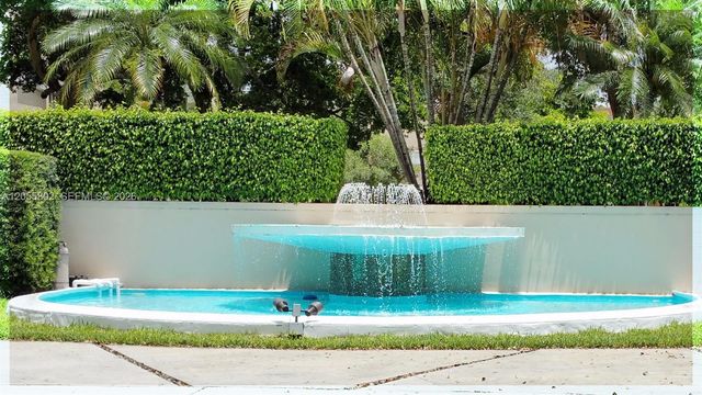 6731 Cypress Road 301, Plantation, FL 33317