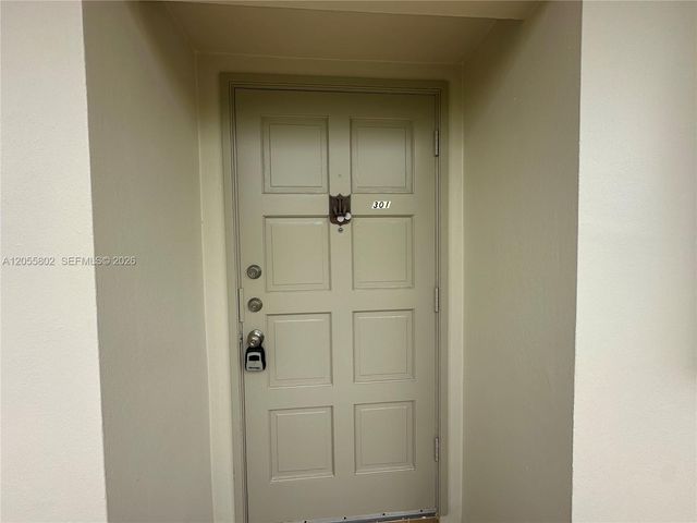 6731 Cypress Road 301, Plantation, FL 33317