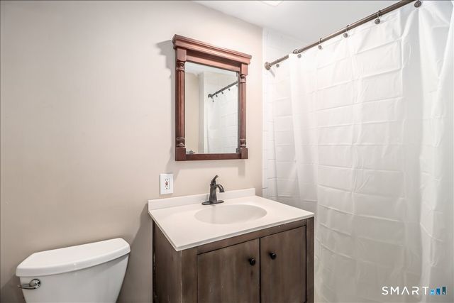 15 Wicks Manor Drive, Danbury, CT 06810