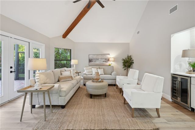 2170 Seminole Shores Lane, Vero Beach, FL 32963