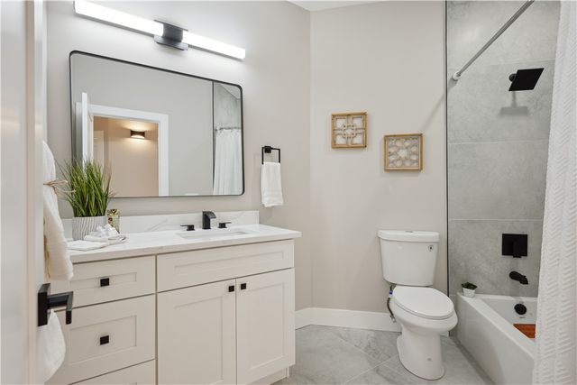 2170 Seminole Shores Lane, Vero Beach, FL 32963
