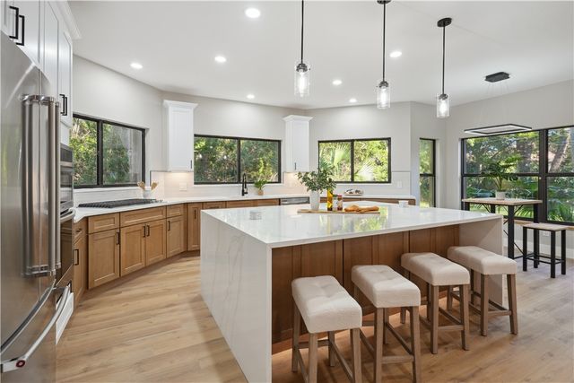 2170 Seminole Shores Lane, Vero Beach, FL 32963
