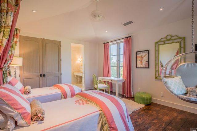 1032 Ponti Rd, Rutherford, CA 94558