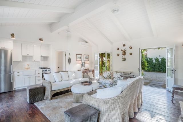 1032 Ponti Rd, Rutherford, CA 94558