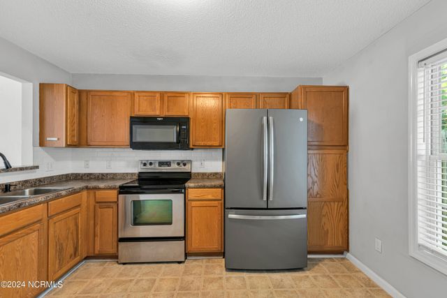 147 Cornerstone Place, Jacksonville, NC 28546