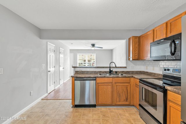 147 Cornerstone Place, Jacksonville, NC 28546